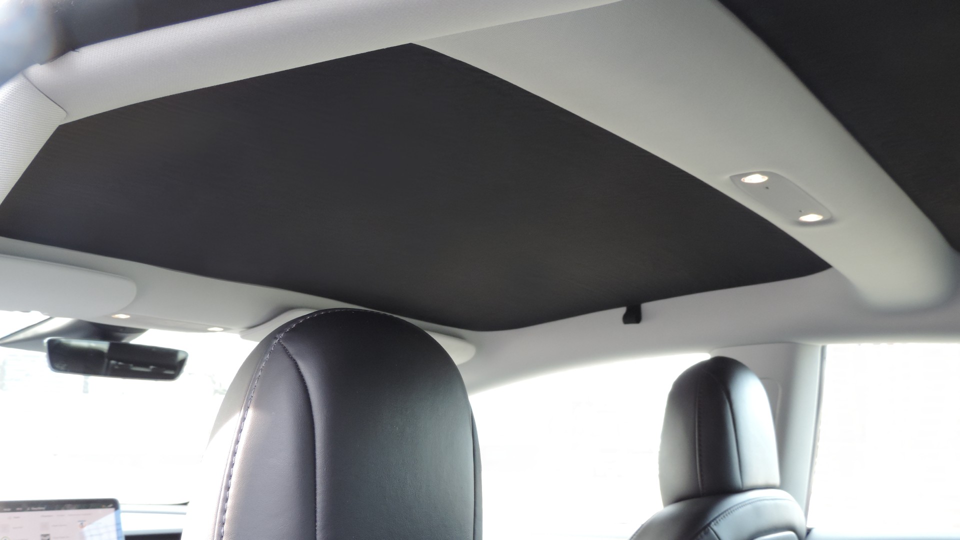 Sunshield for model 3